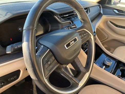 Certified 2022 Jeep Grand Cherokee Limited image 7