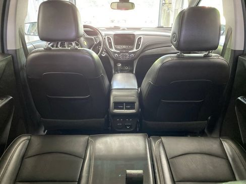 Used 2018 Chevrolet Equinox Premier FWD image 10