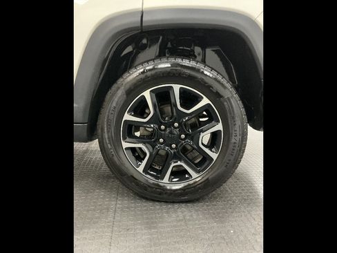 Used 2019 Jeep Compass Trailhawk w/ Cold Weather Group AWD/4WD image 36