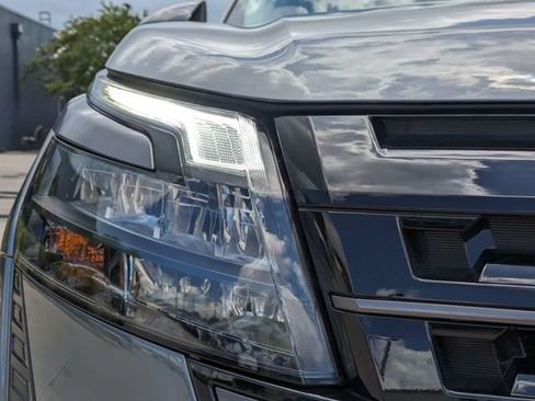Certified 2026 Nissan Pathfinder SL w/ SL Premium Package FWD image 10
