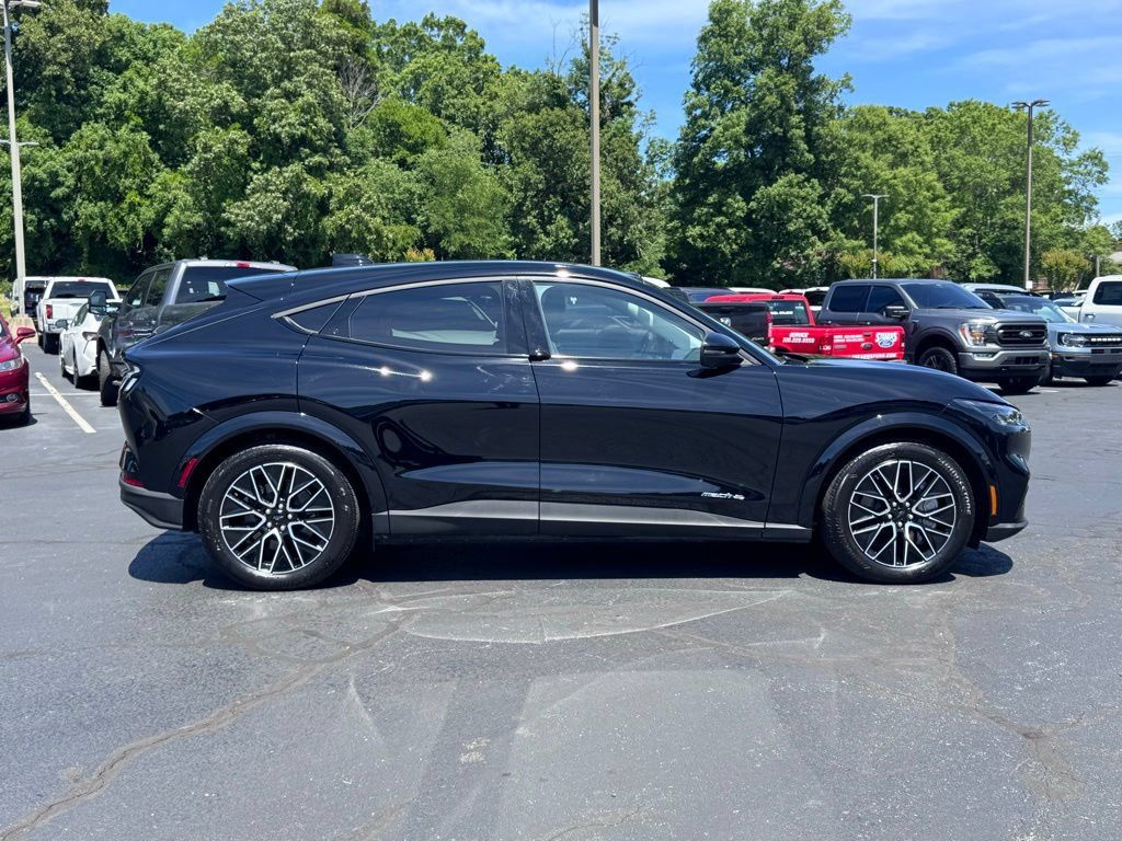 Used 2025 Ford Mustang Mach-E Premium AWD/4WD image 7