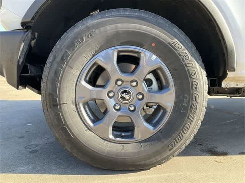 Used 2025 Ford Bronco Big Bend image 12