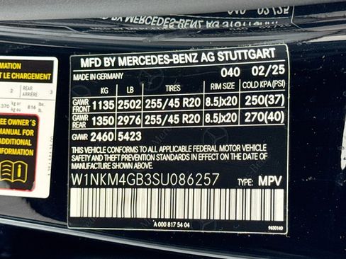 Certified 2025 Mercedes-Benz GLC 300 image 30