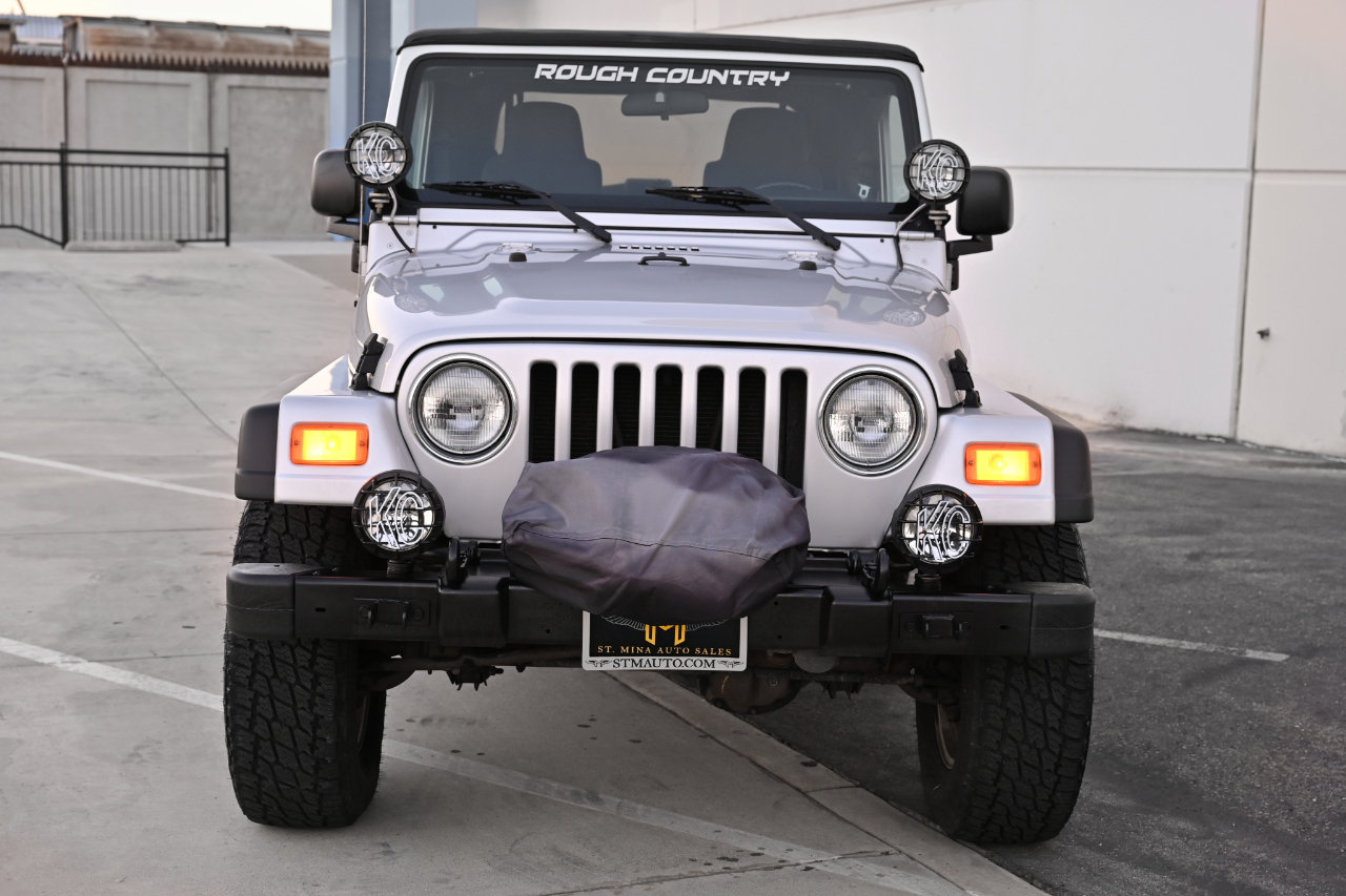 Used 2004 Jeep Wrangler X w/ Full Face Tire & Wheel Group AWD/4WD image 9