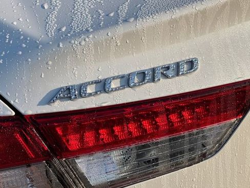 Used 2022 Honda Accord EX-L image 51