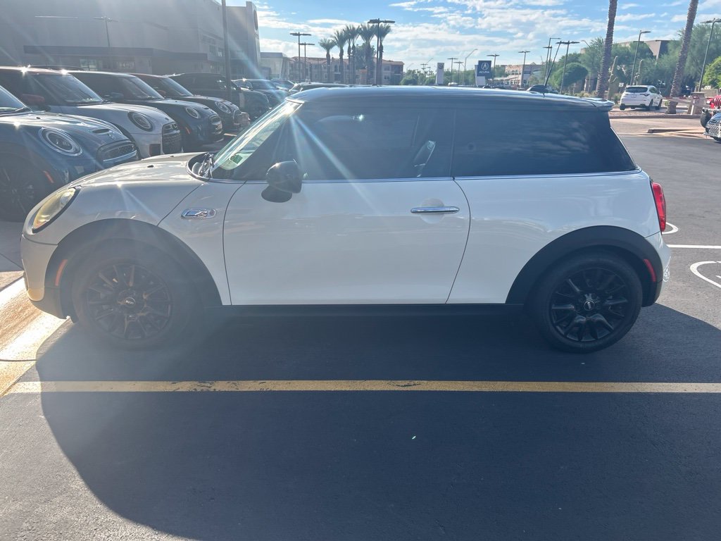 Used 2017 MINI Cooper S FWD image 4