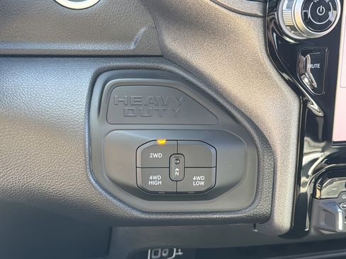 New 2026 RAM 2500 Tradesman AWD/4WD image 22