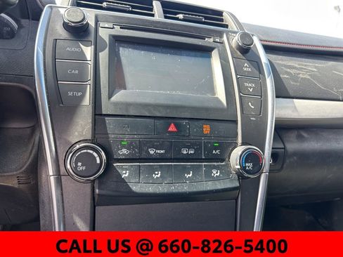 Used 2016 Toyota Camry SE image 13