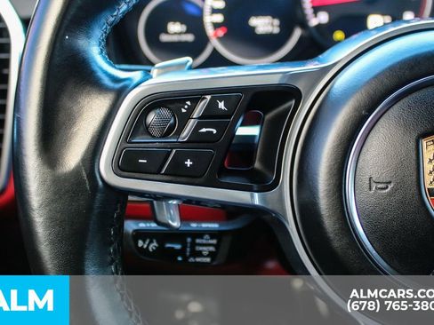 Used 2023 Porsche Cayenne S Platinum w/ Premium Package Plus image 25