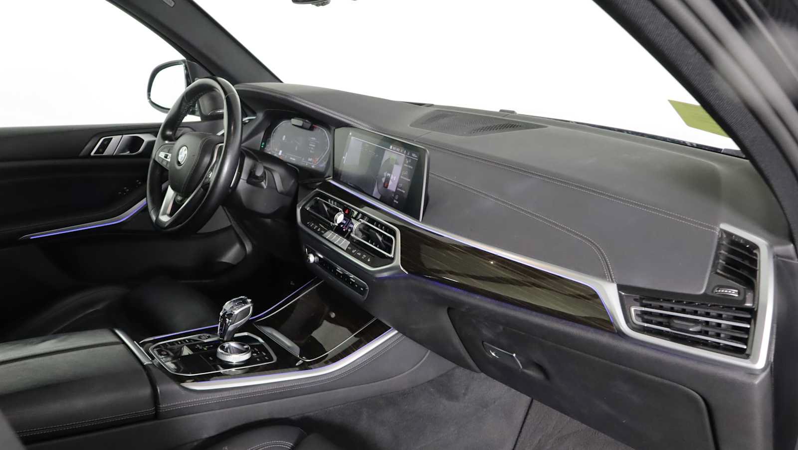 Used 2020 BMW X5 xDrive40i w/ Premium Package AWD/4WD image 9