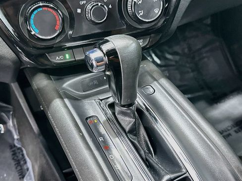 Used 2022 Honda HR-V Sport image 15