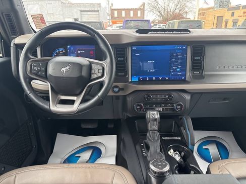 Used 2024 Ford Bronco Wildtrak AWD/4WD image 32