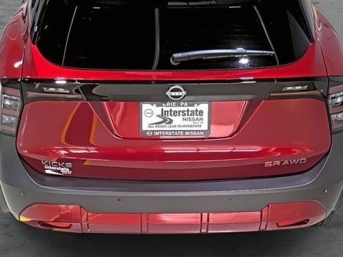 New 2026 Nissan Kicks SR w/ Cold Weather Package image 11