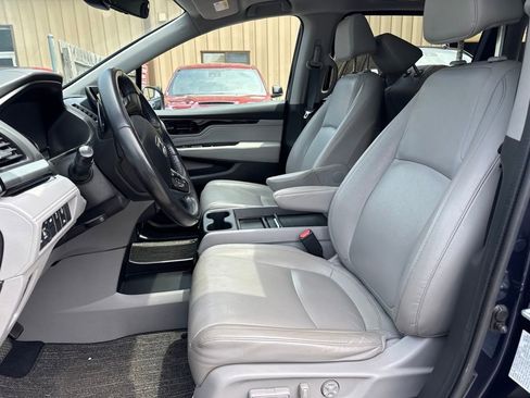 Used 2022 Honda Odyssey Touring image 3
