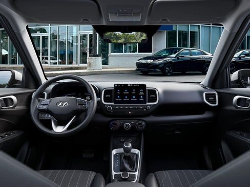 New 2026 Hyundai Venue SE FWD image 11