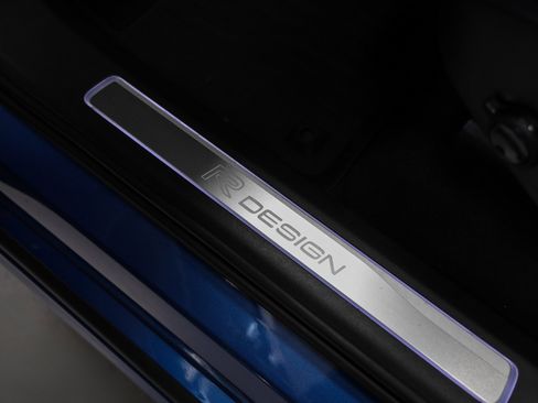 Used 2019 Volvo XC90 T6 R-Design w/ Advanced Package image 33