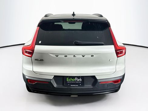 Used 2023 Volvo XC40 Recharge Plus AWD/4WD image 7