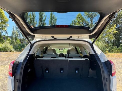 Used 2023 Subaru Ascent Limited AWD/4WD image 9