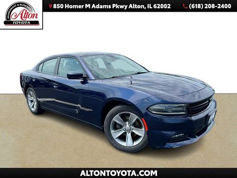 Used 2016 Dodge Charger SXT w/ Navigation & Travel Group RWD image 1