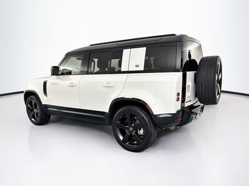 Certified 2024 Land Rover Defender 110 X-Dynamic SE AWD/4WD image 7