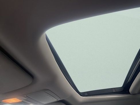 Used 2025 Honda Odyssey EX-L image 24