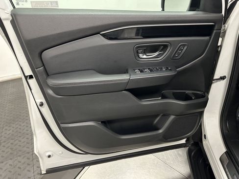 Certified 2024 Honda Pilot EX-L image 20