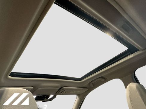 Certified 2023 Subaru Forester Premium image 23