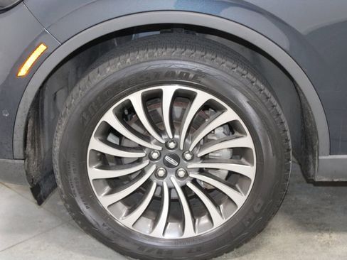 Used 2023 Lincoln Aviator Reserve w/ Equipment Group 201A AWD/4WD image 18