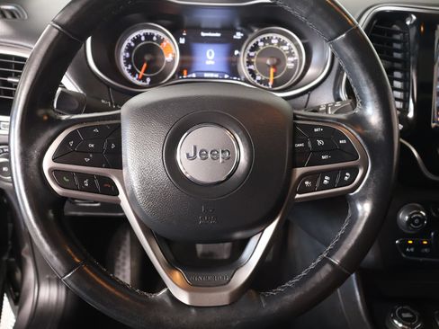 Used 2021 Jeep Cherokee Limited AWD/4WD image 3