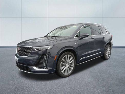 Used 2025 Cadillac XT6 Premium Luxury w/ Platinum Package image 1