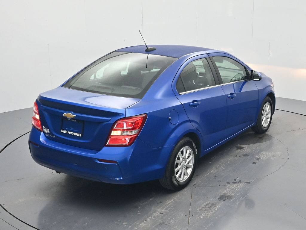 Used 2018 Chevrolet Sonic LT FWD image 31