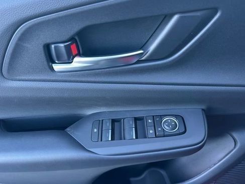 New 2026 Toyota Prius Plug-In Hybrid FWD image 18