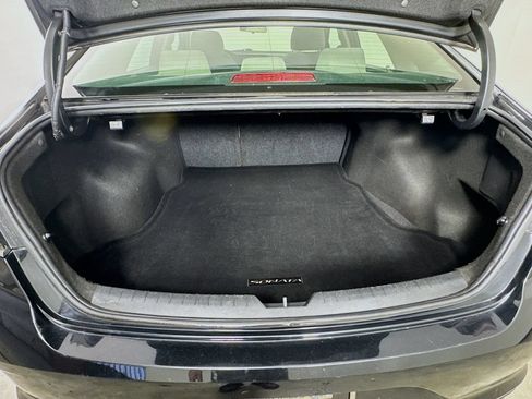 Used 2018 Hyundai Sonata SE FWD image 25
