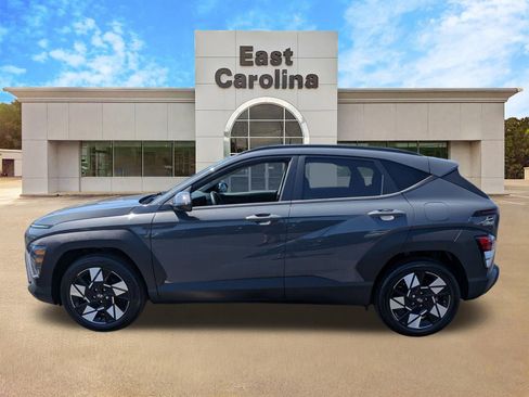Used 2025 Hyundai Kona SEL FWD image 6