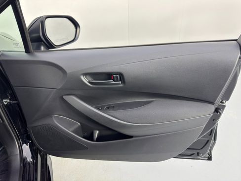 Used 2023 Toyota Corolla LE image 40