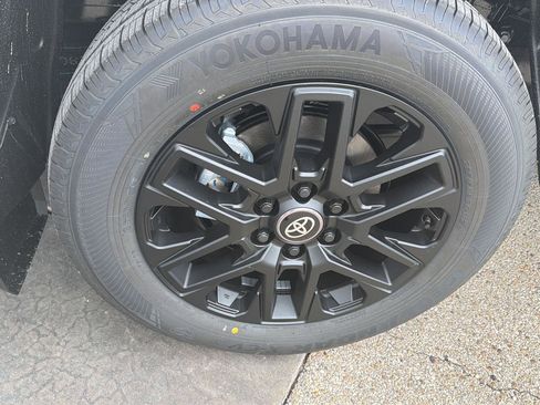 New 2026 Toyota Tundra Limited RWD image 7
