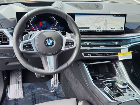 New 2026 BMW X6 xDrive40i image 11