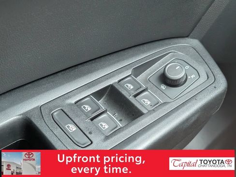 Used 2019 Volkswagen Atlas SE FWD image 17