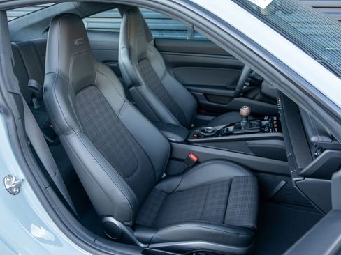 New 2026 Porsche 911 Carrera T image 44