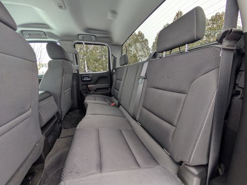 Used 2018 GMC Sierra 1500 SLE w/ SLE Value Package image 32