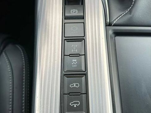 Used 2024 Lexus LX 600 F Sport image 34