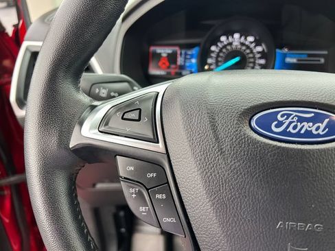 Used 2024 Ford Edge SEL w/ Convenience Package AWD/4WD image 16