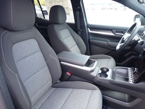 New 2026 GMC Terrain Elevation image 14