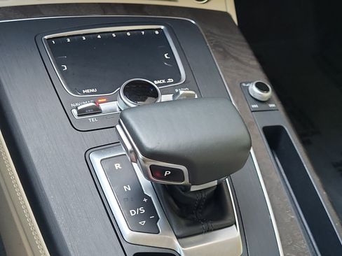 Used 2018 Audi Q5 Prestige AWD/4WD image 36