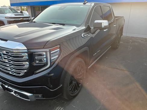 Used 2023 GMC Sierra 1500 Denali w/ Denali Reserve Package AWD/4WD image 4