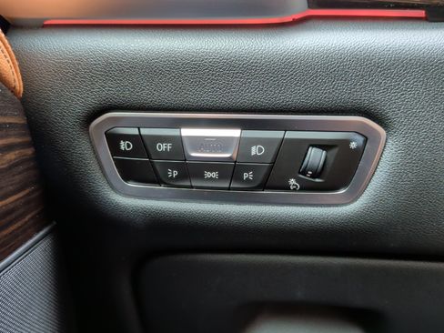 Used 2019 BMW X5 xDrive40i w/ Convenience Package image 24