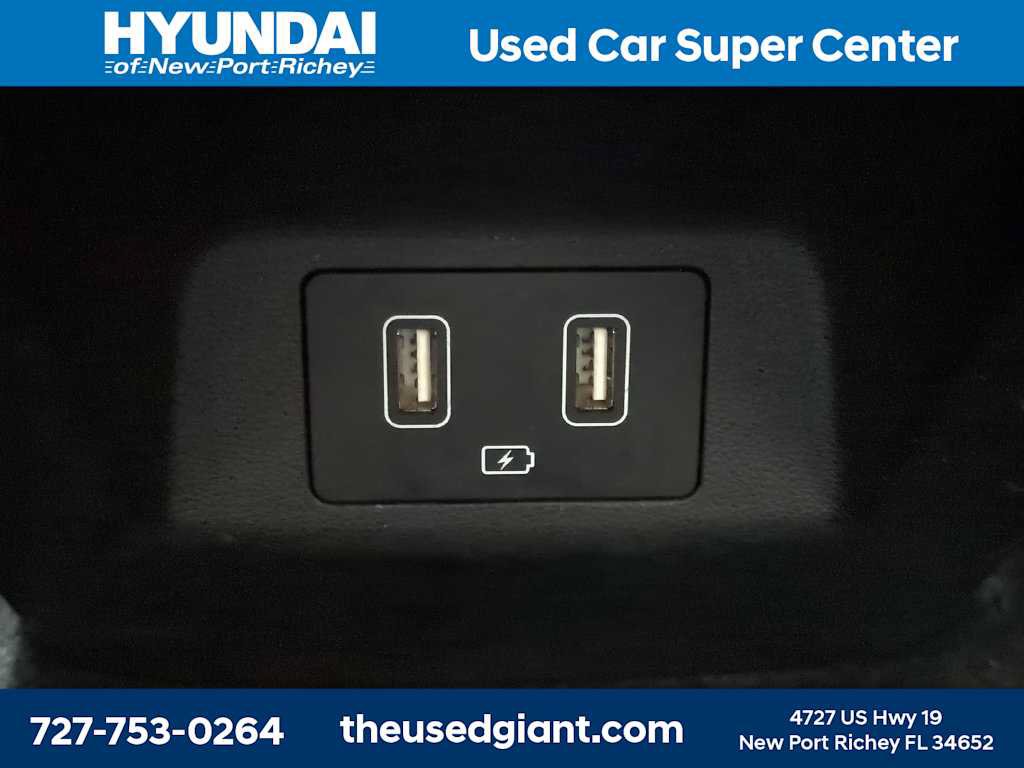 Certified 2022 Hyundai Tucson SEL w/ Convenience Package FWD image 15