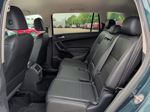 Used 2019 Volkswagen Tiguan SE w/ 3rd Row Seat Package AWD/4WD image 30