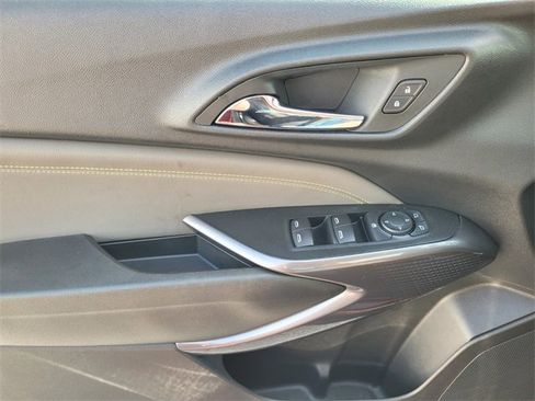 Certified 2024 Chevrolet Trax ACTIV w/ Driver Confidence Package image 21