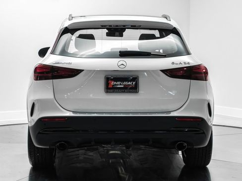 Used 2025 Mercedes-Benz GLA 35 AMG 4MATIC w/ Exclusive Trim Package image 10